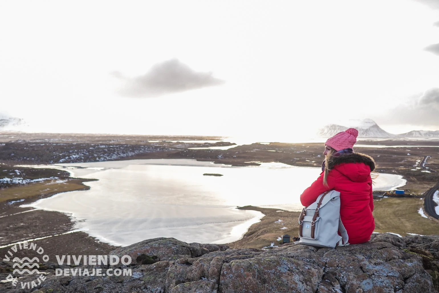 En lo alto del monte Helgafell, en Stykkishólmur