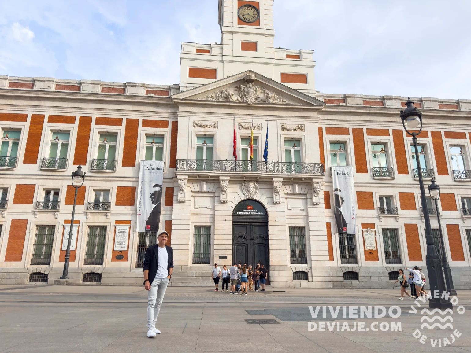 Alojarse en Madrid en la Puerta del Sol