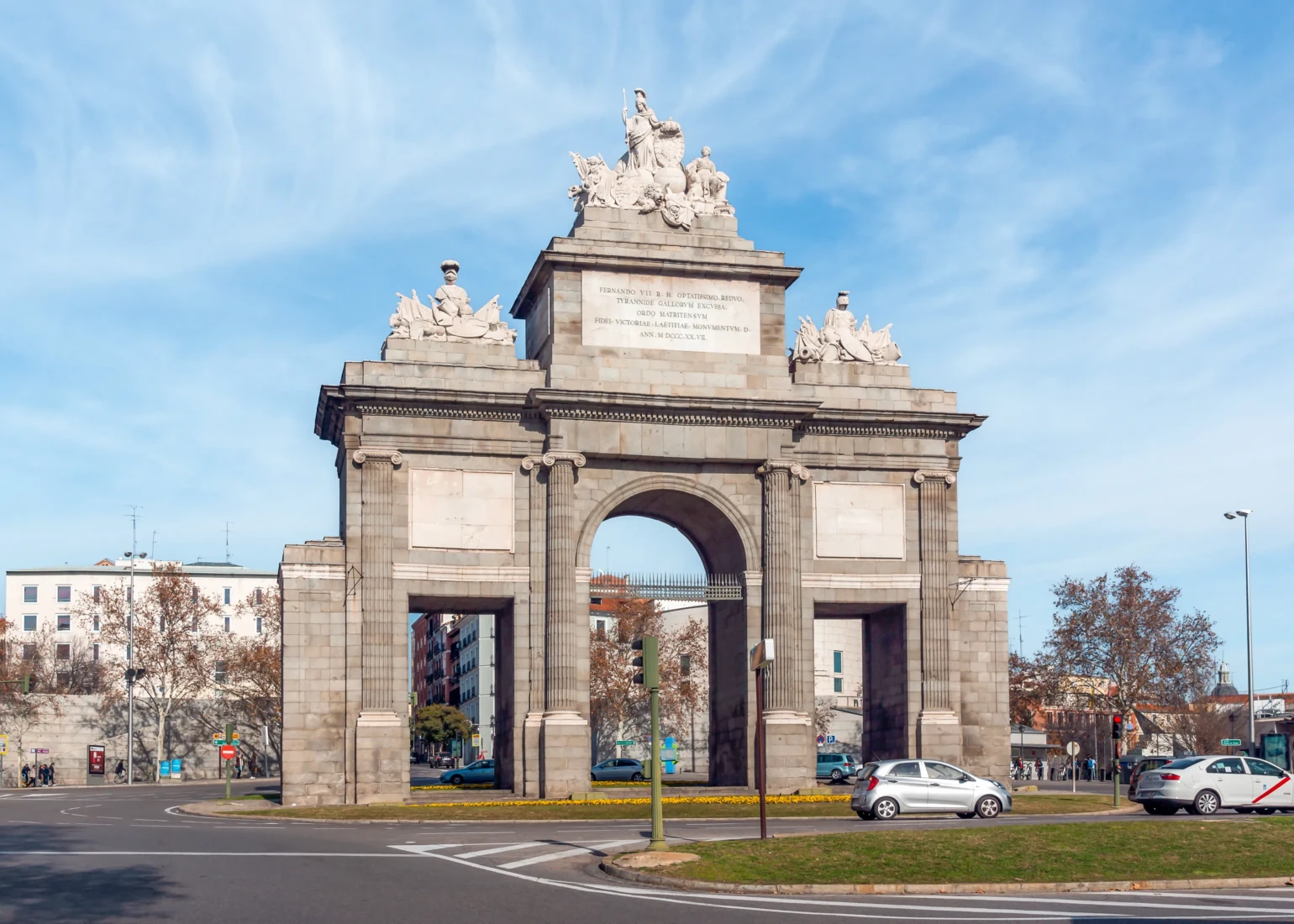 Puerta de Toledo, cerca del barrio de La Latina