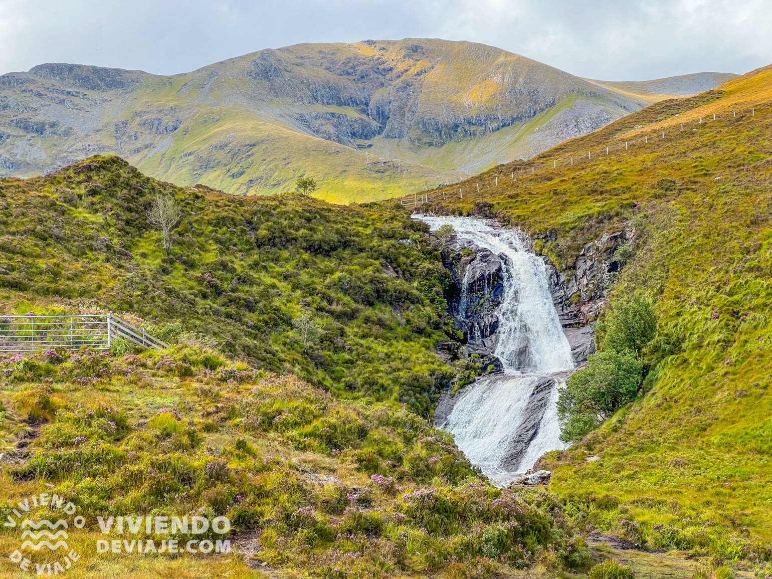 Cascada Eas a ‘Bhradain, isla de Skye