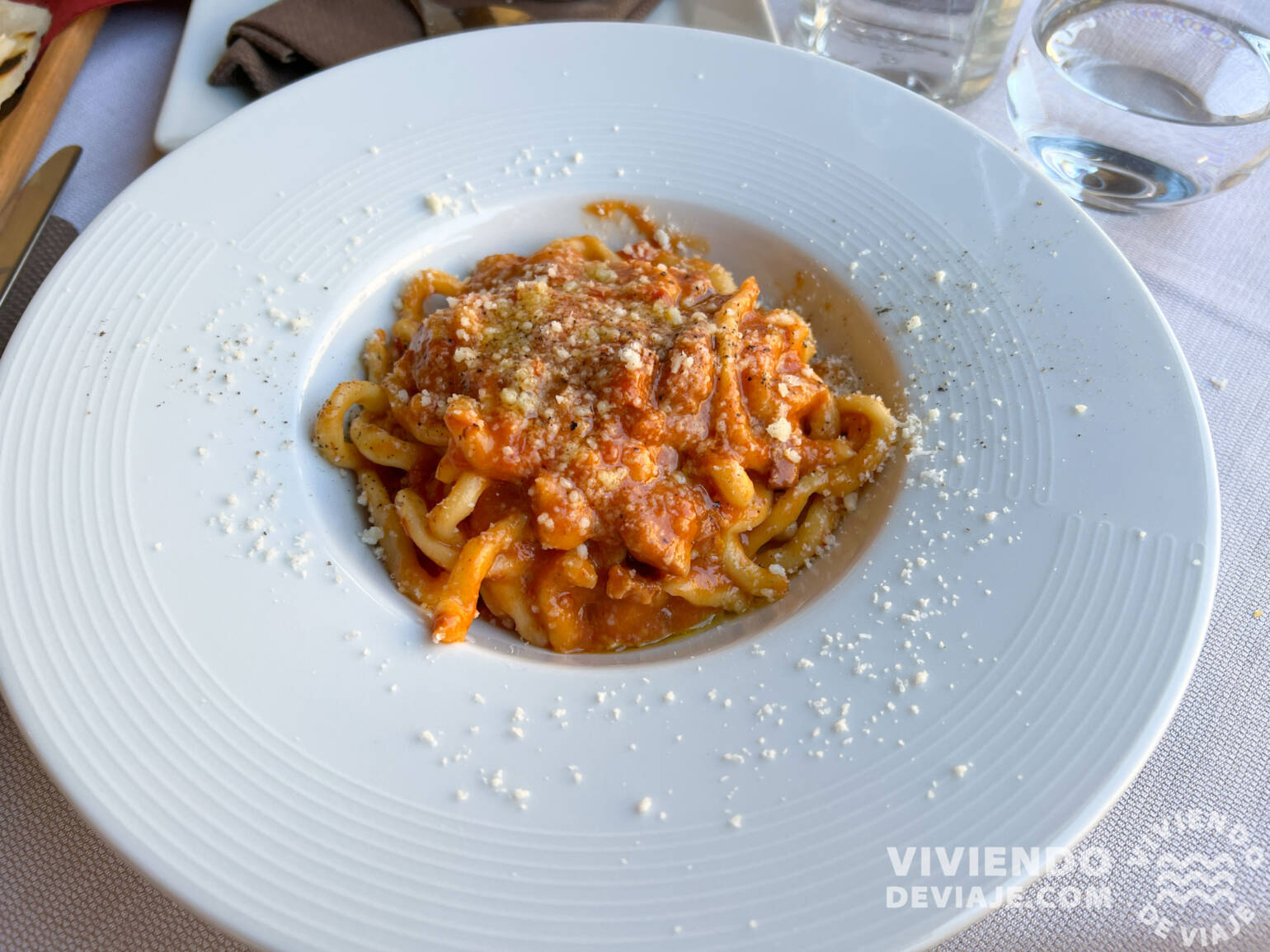 Pici con ragú