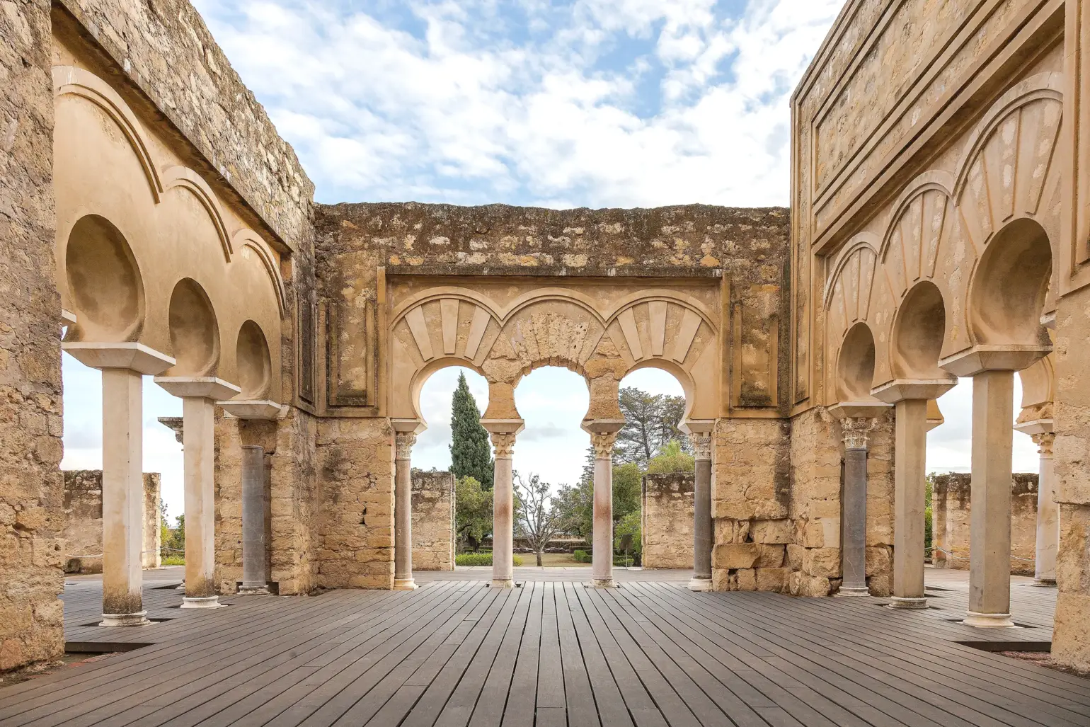 Excursión al yacimiento arqueológico de Medina Azahara