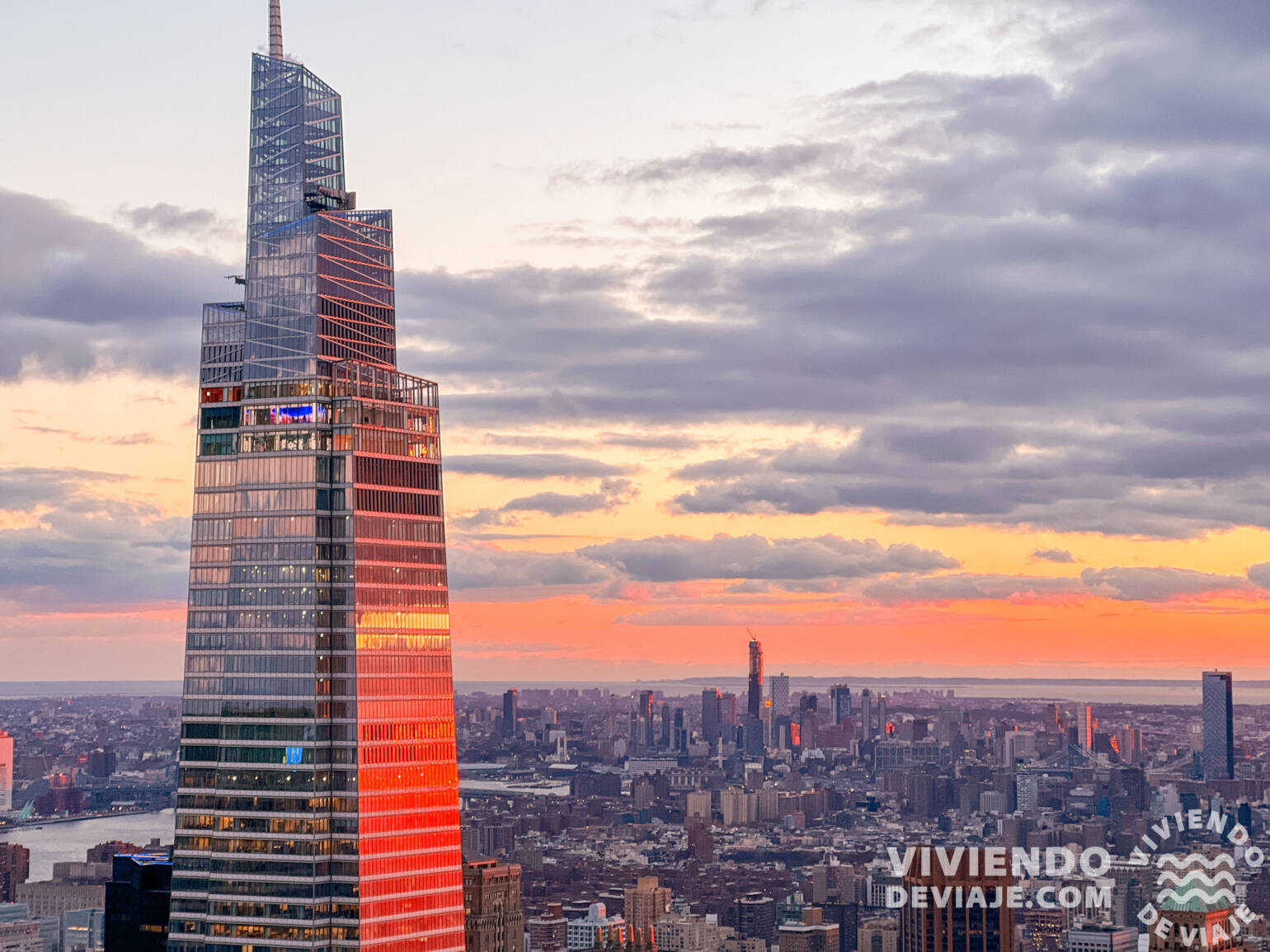 Vistas al SUMMIT desde el Top of the Rock