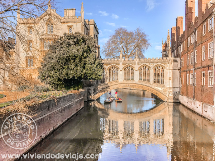 Puente de los Suspiros, un lugar imprescindible que ver en Cambridge